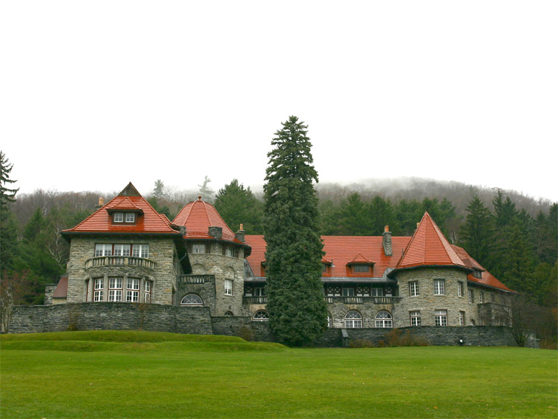 Everett Mansion Southern Vermont College