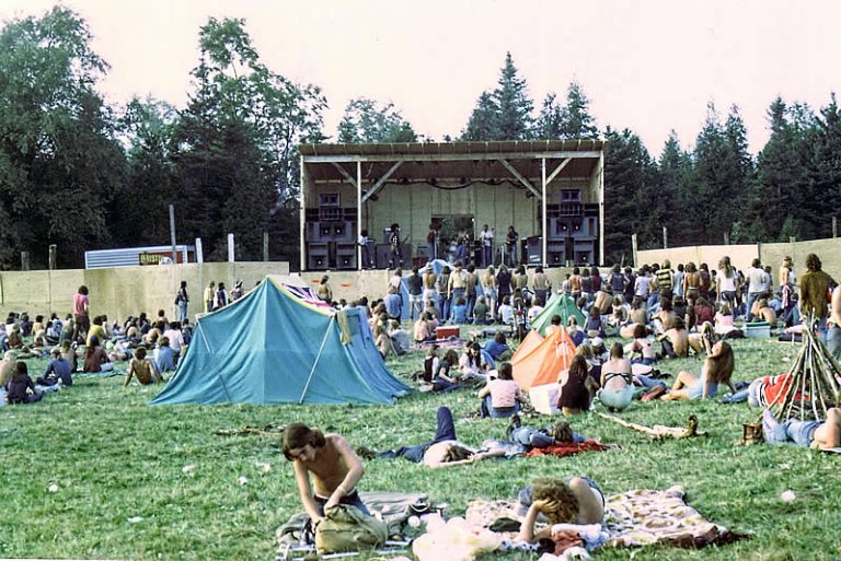 Before Phish, Mac's Party Vermont Music Festivals in Vermont